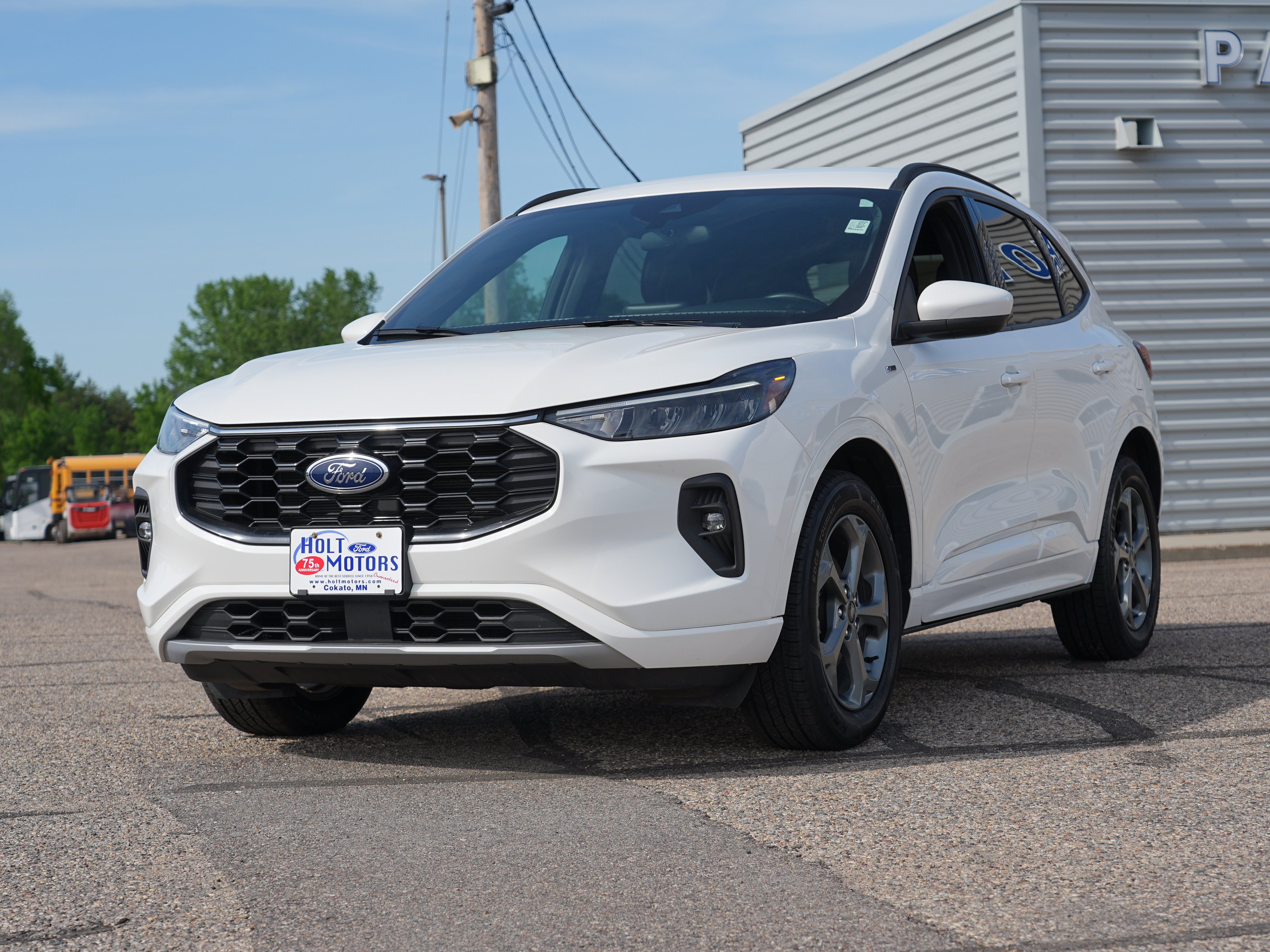 Used 2023 Ford Escape ST-Line Select AWD/4WD image 8