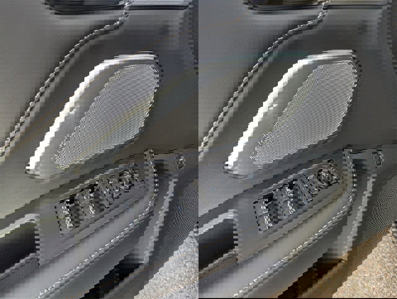 Certified 2023 Acura RDX w/ Technology Package image 29