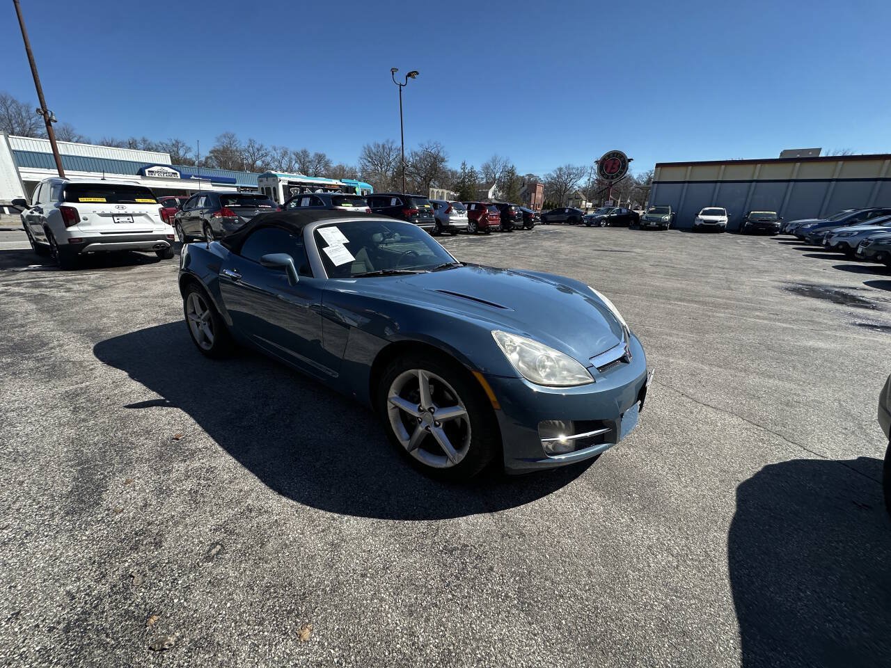 Used 2008 Saturn Sky RWD image 3