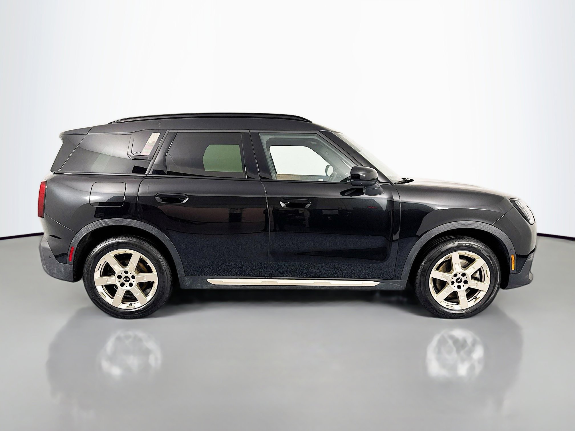 Used 2025 MINI Cooper Countryman S image 4