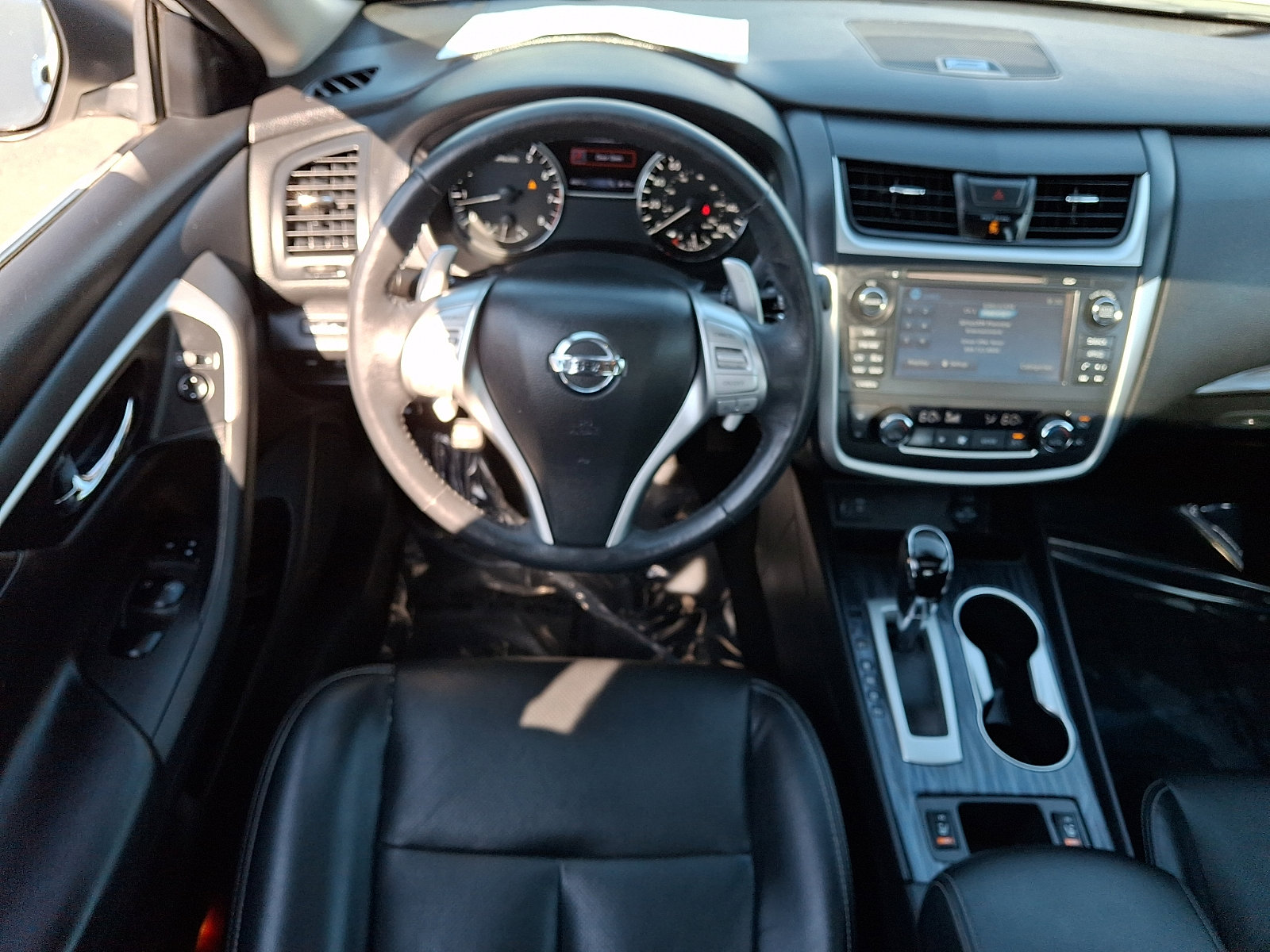 Used 2017 Nissan Altima 3.5 SL FWD image 12