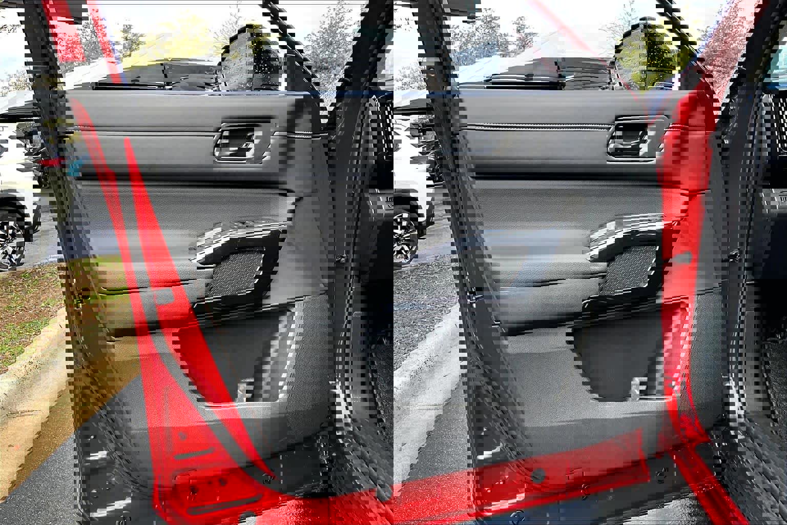 New 2026 Nissan Pathfinder SV image 10