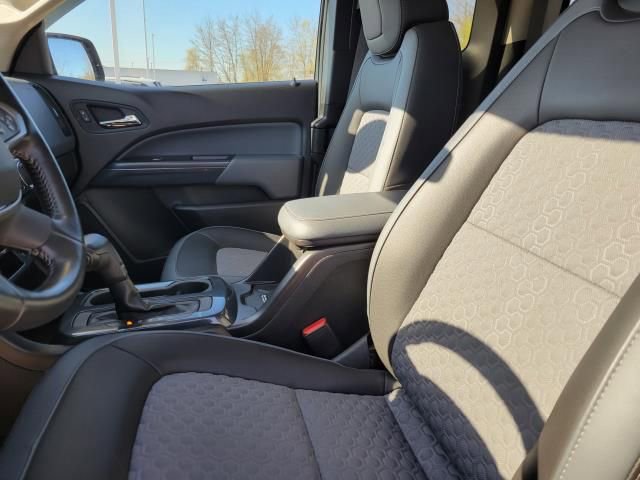 Used 2021 Chevrolet Colorado Z71 w/ Safety Package AWD/4WD image 19