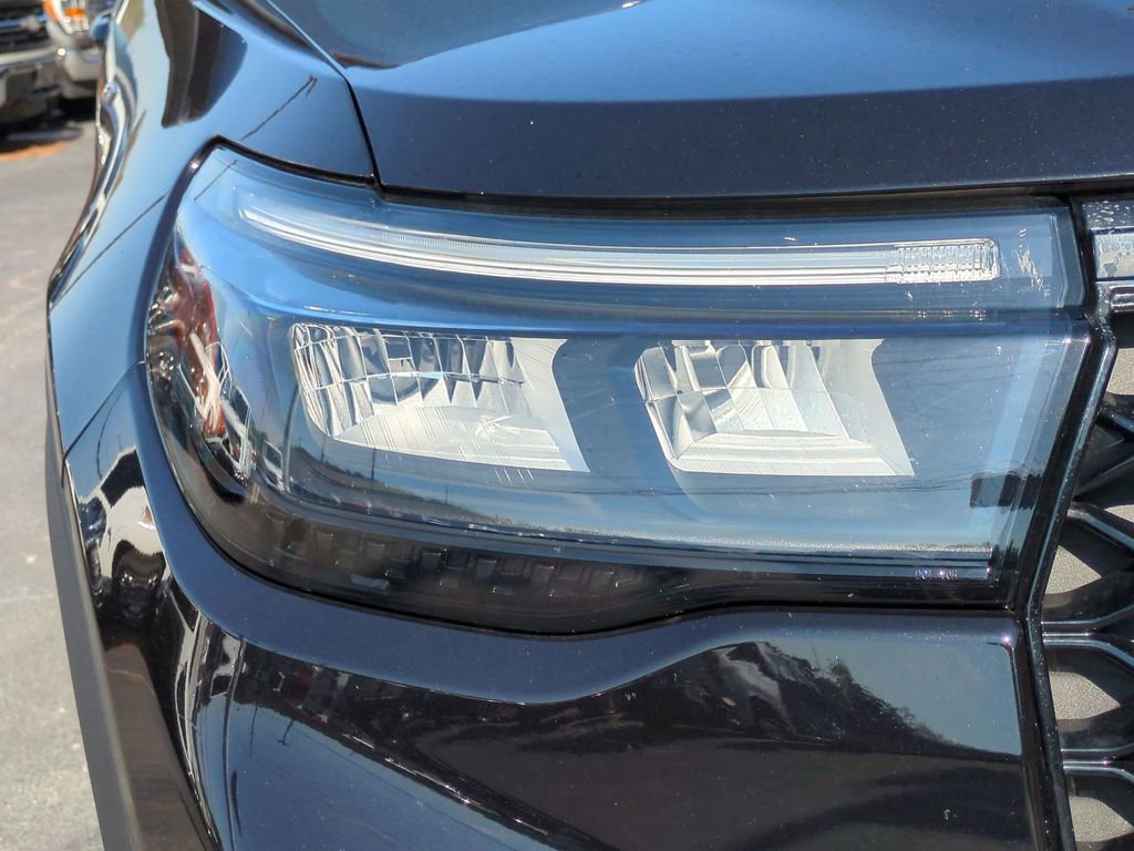 Used 2025 Ford Explorer ST-Line AWD/4WD image 11