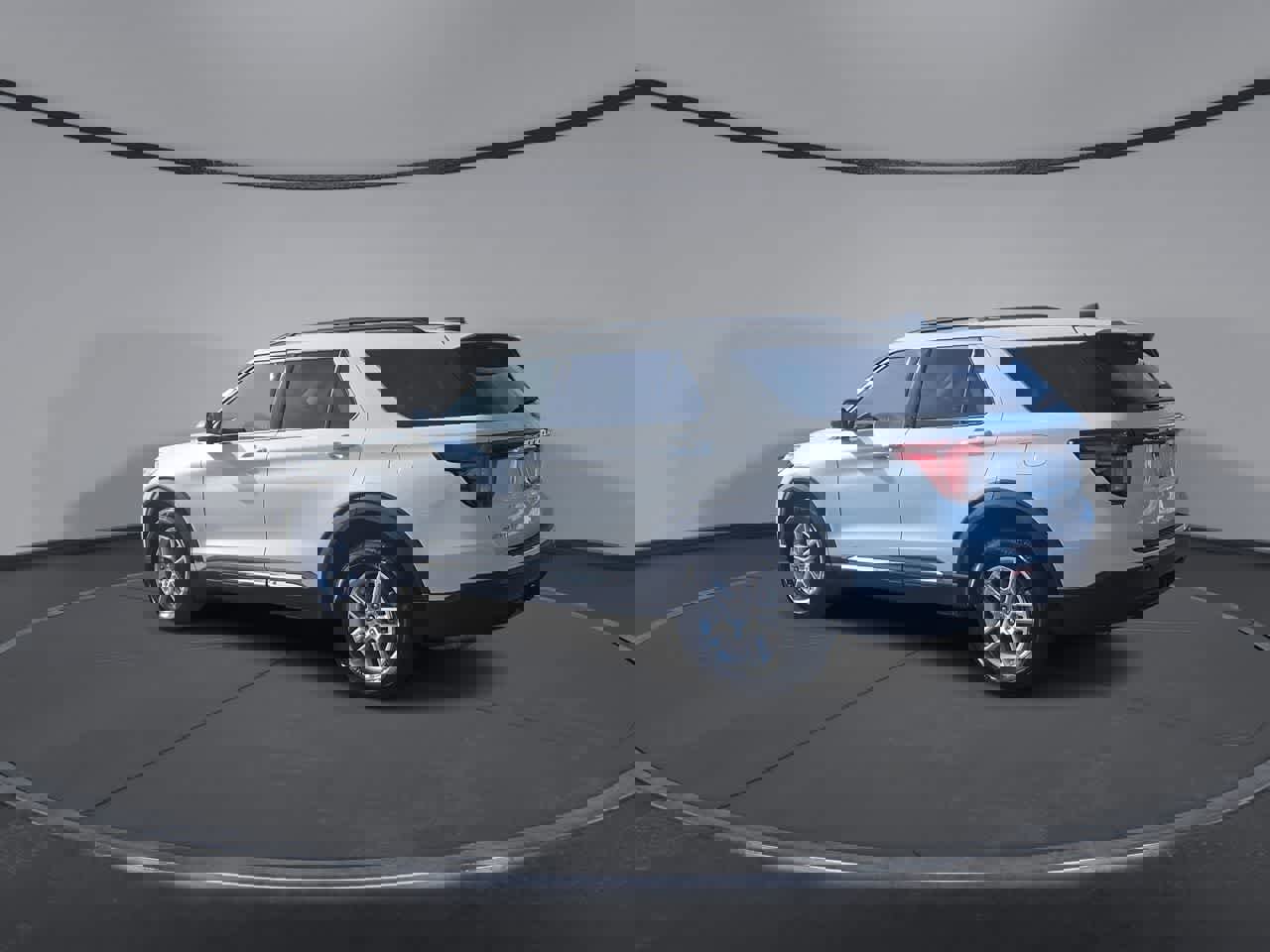 Used 2025 Ford Explorer Active image 6