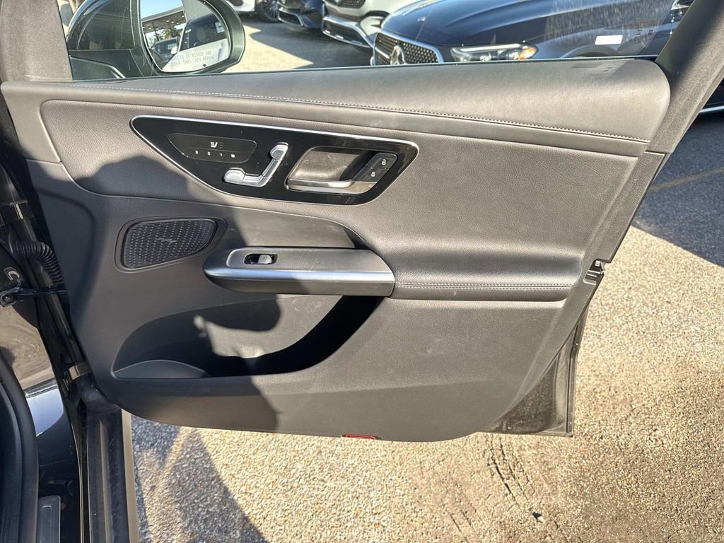 Used 2023 Mercedes-Benz GLC 300 image 14