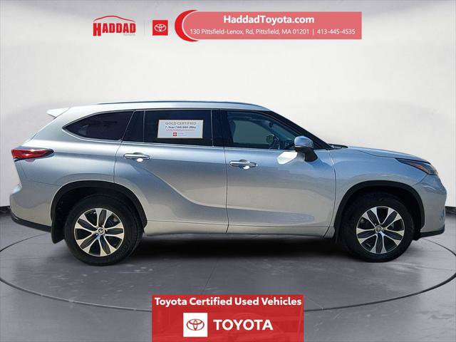 Certified 2021 Toyota Highlander XLE AWD/4WD image 7