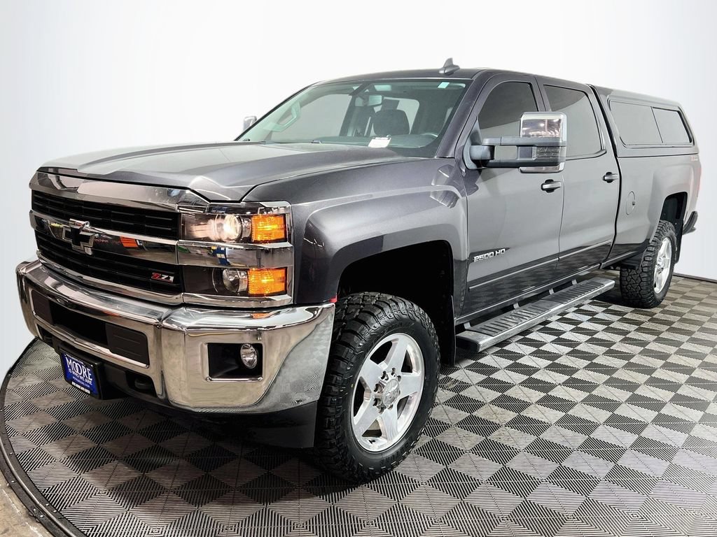 Used 2015 Chevrolet Silverado 2500 LT w/ LT Convenience Package AWD/4WD image 3