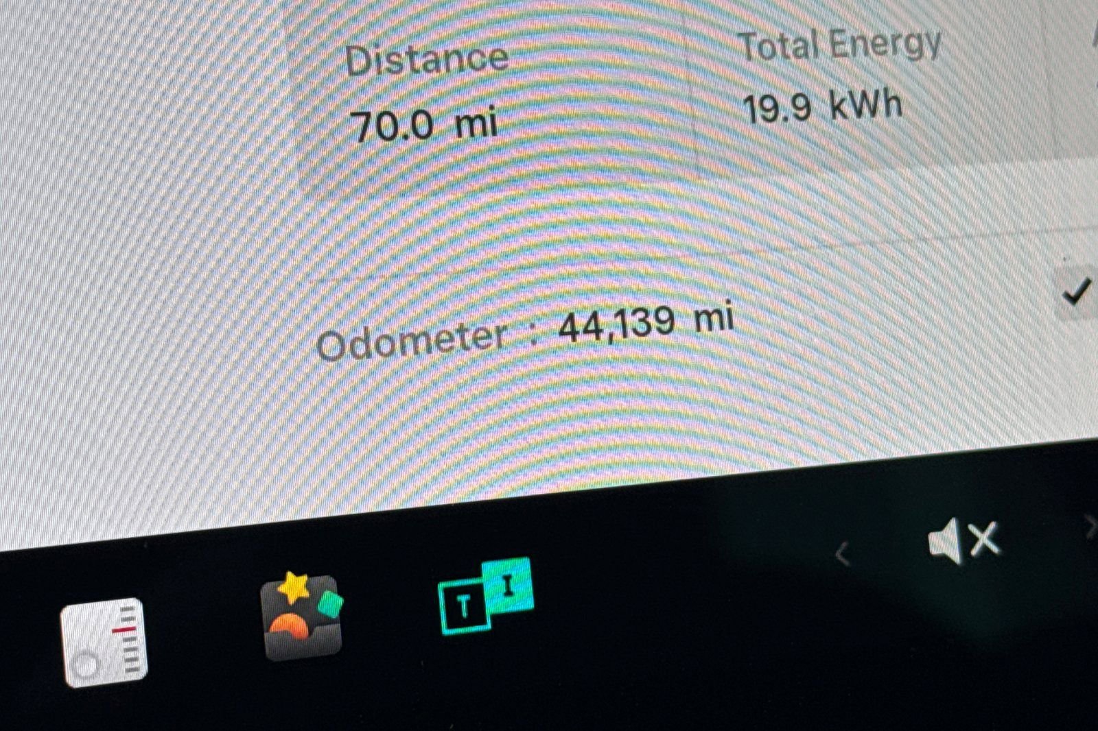 Used 2023 Tesla Model 3 Standard Range image 3