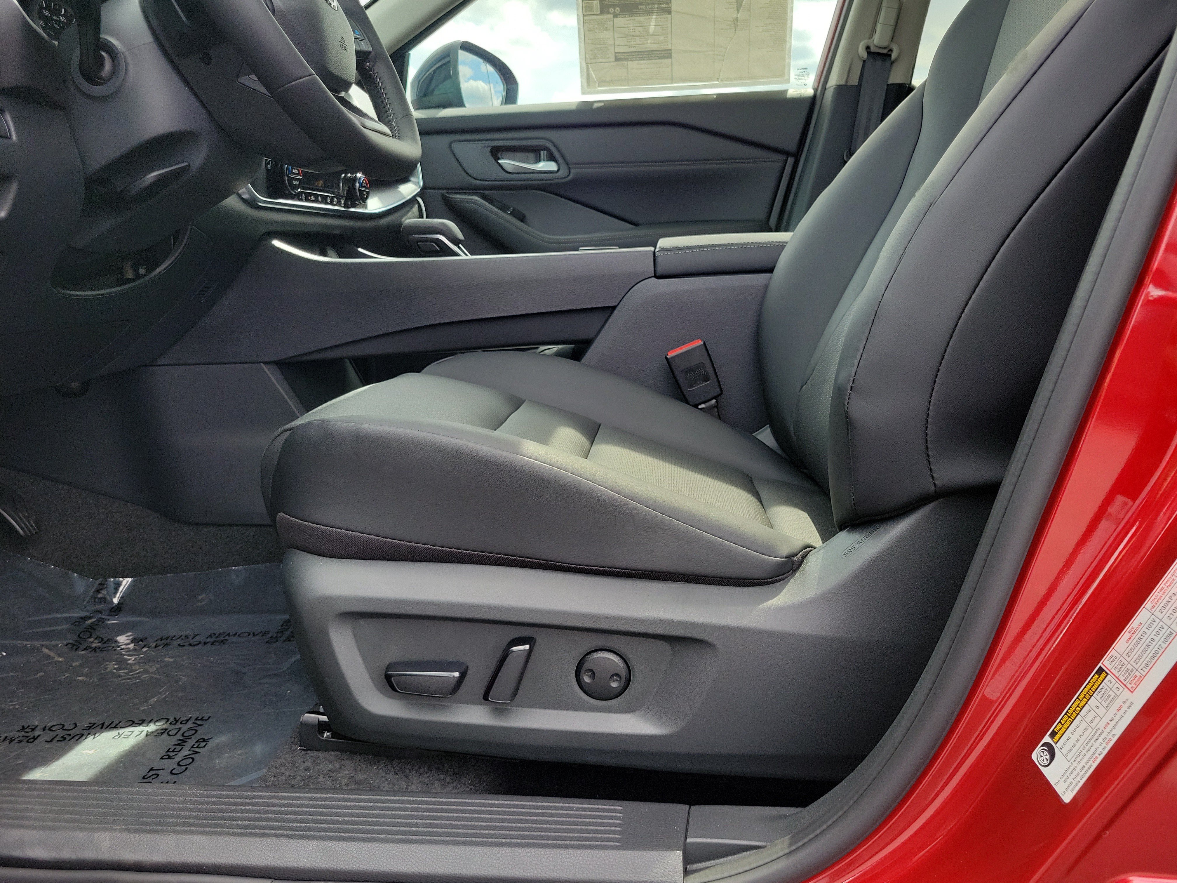New 2026 Nissan Rogue Dark Armor AWD/4WD image 16