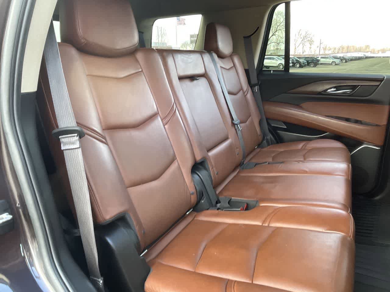 Used 2015 Cadillac Escalade Premium AWD/4WD image 15