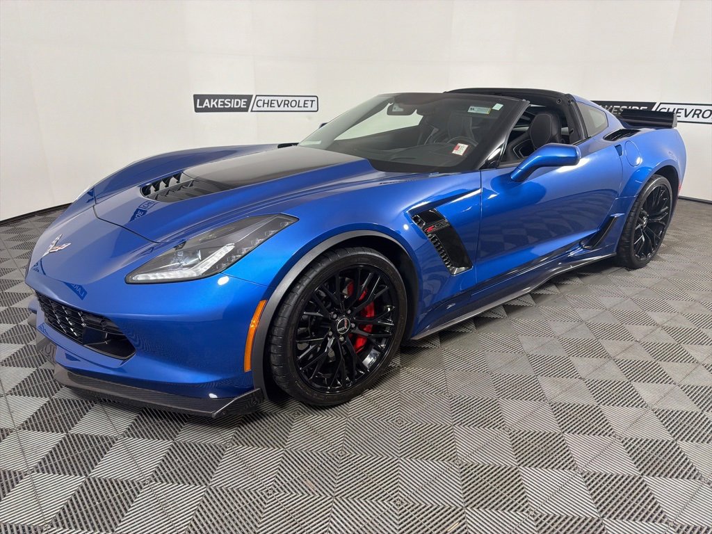 Used 2015 Chevrolet Corvette Z06 w/ 3LZ Preferred Equipment Group image 35