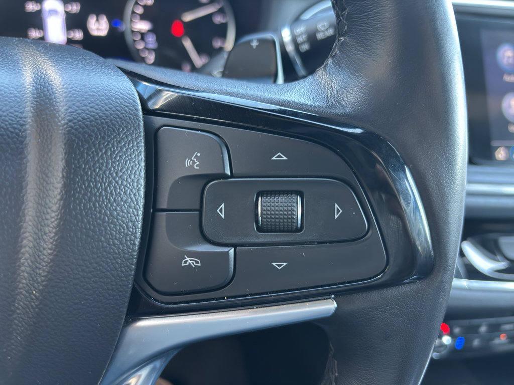 Used 2024 Buick Enclave Premium AWD/4WD image 17