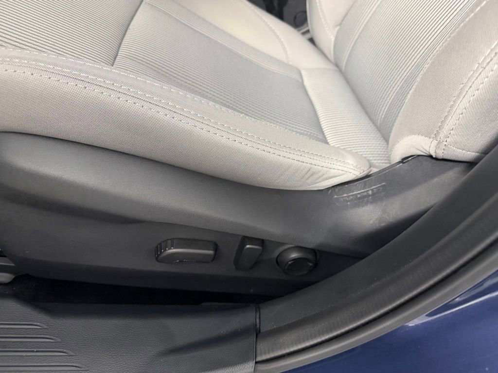 Used 2025 Subaru Legacy Premium image 22