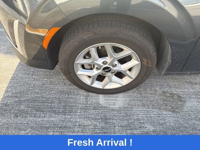 Used 2024 Kia Soul LX w/ Option Group 015 image 18