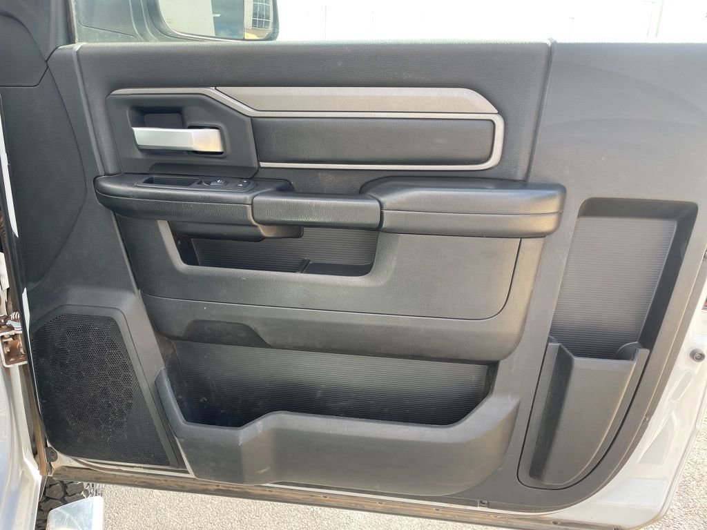 Used 2019 RAM 3500 Tradesman image 21