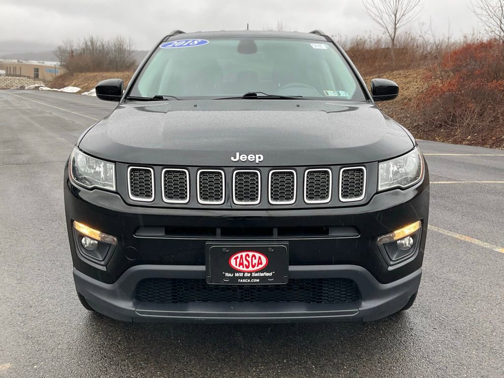 Used 2018 Jeep Compass Latitude image 32