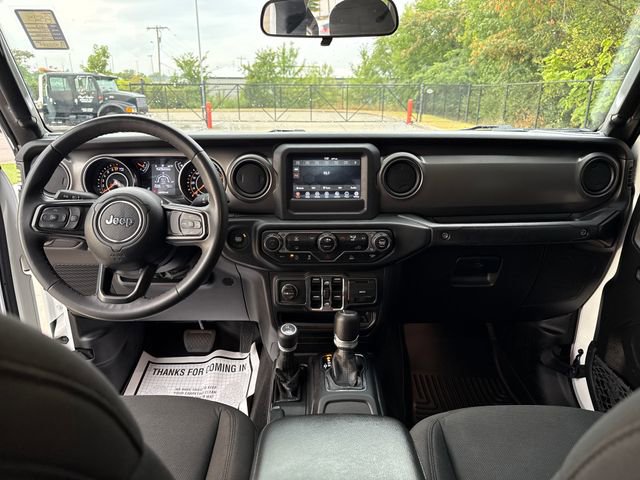Used 2023 Jeep Gladiator Sport image 12