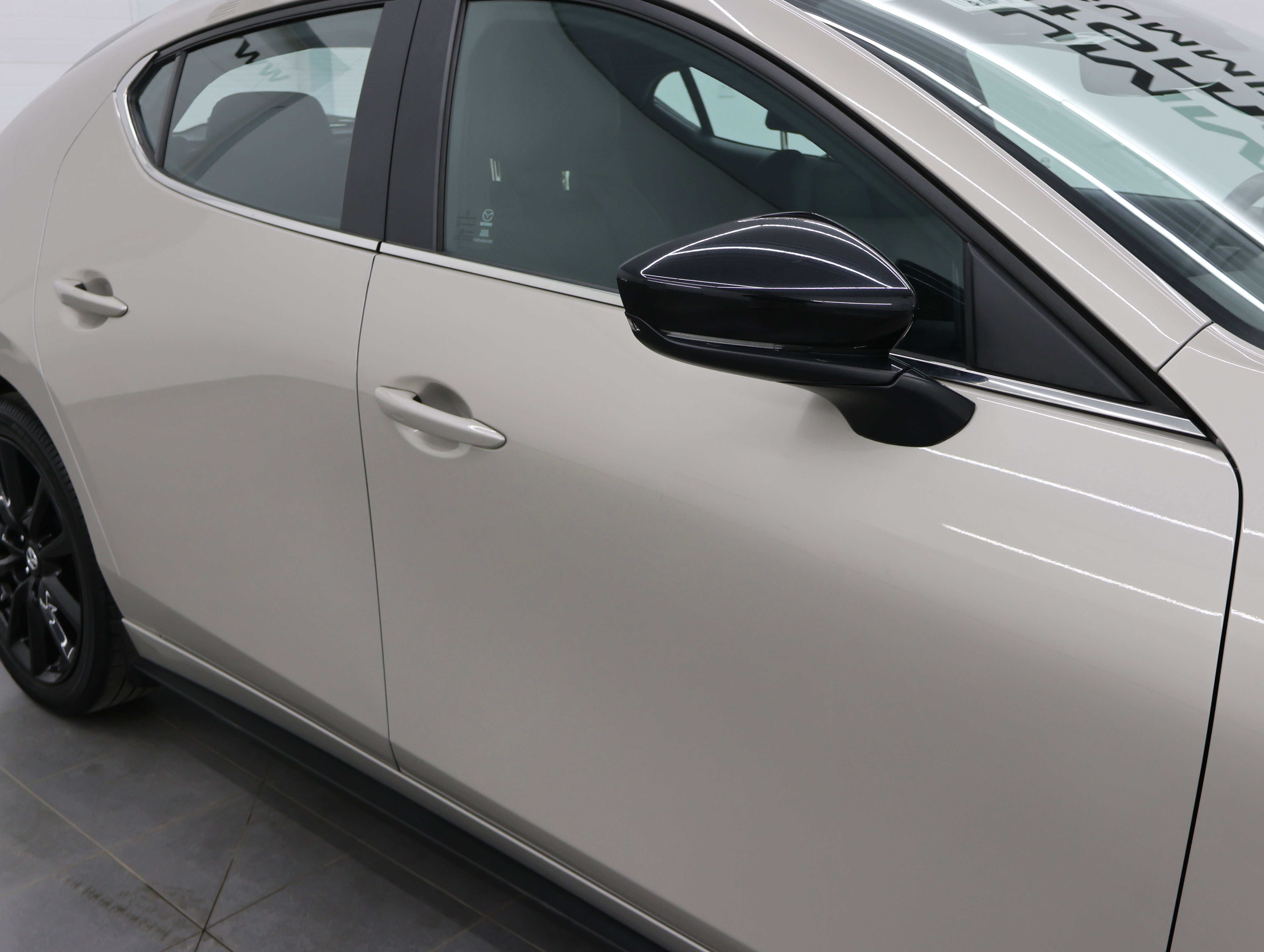 Used 2024 MAZDA MAZDA3 s image 23