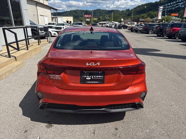 Used 2023 Kia Forte LXS image 4