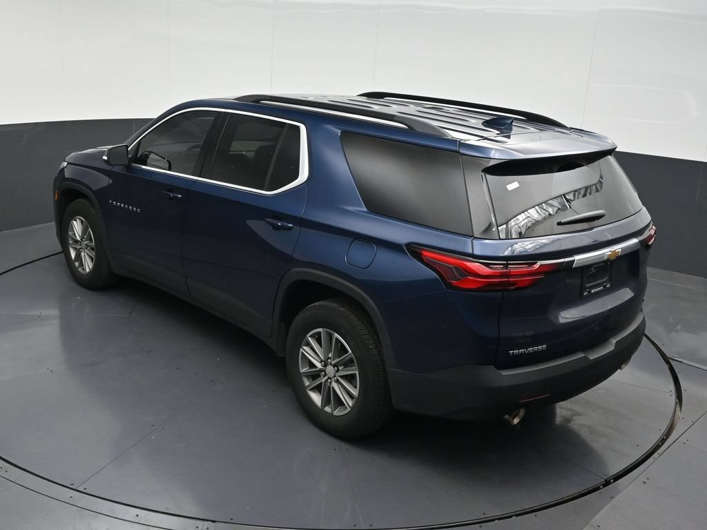Used 2023 Chevrolet Traverse LT FWD image 18
