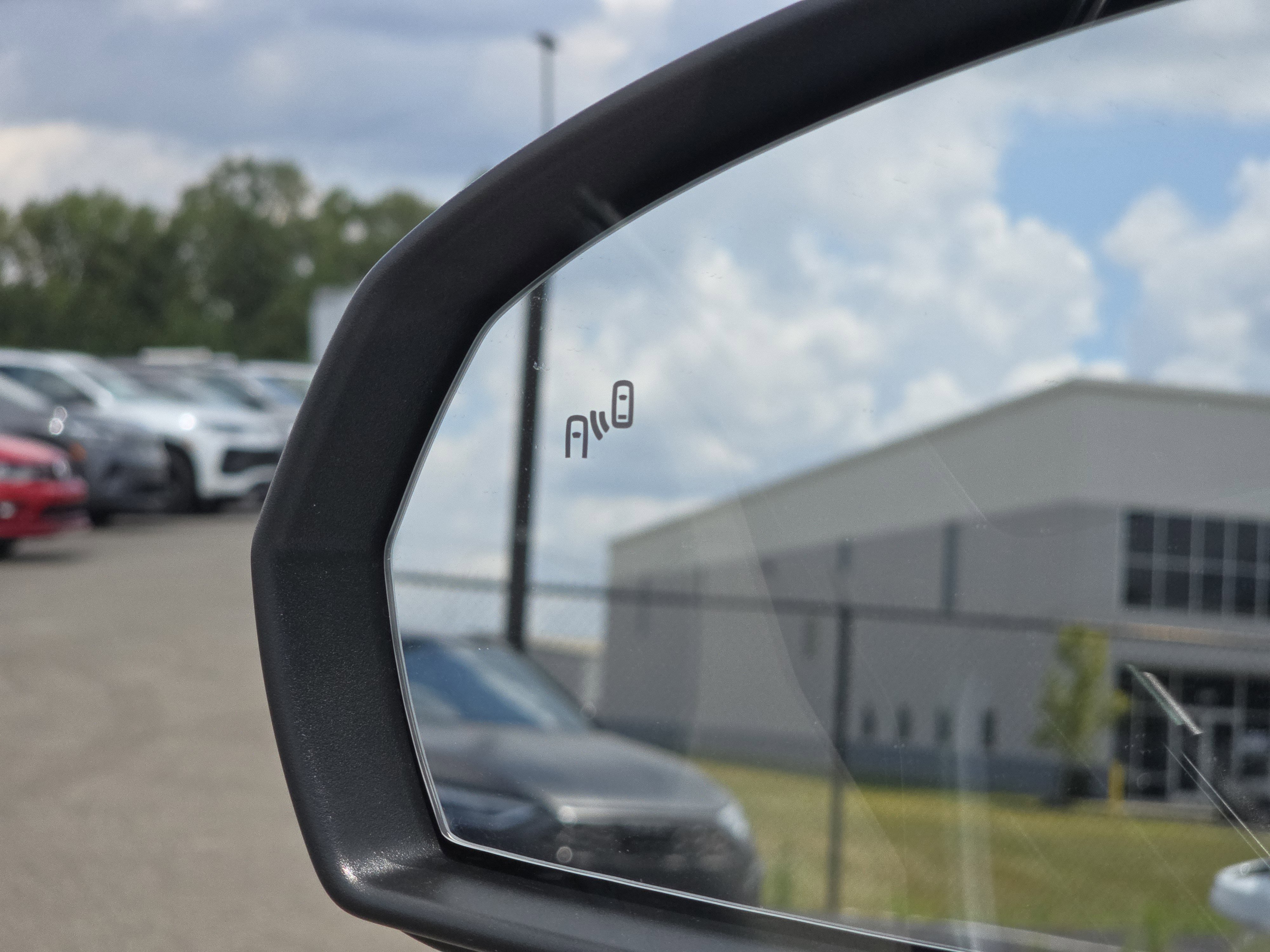 New 2025 Volkswagen Taos SE image 18