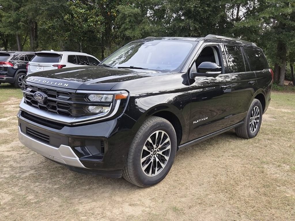 Used 2025 Ford Expedition Platinum AWD/4WD image 4