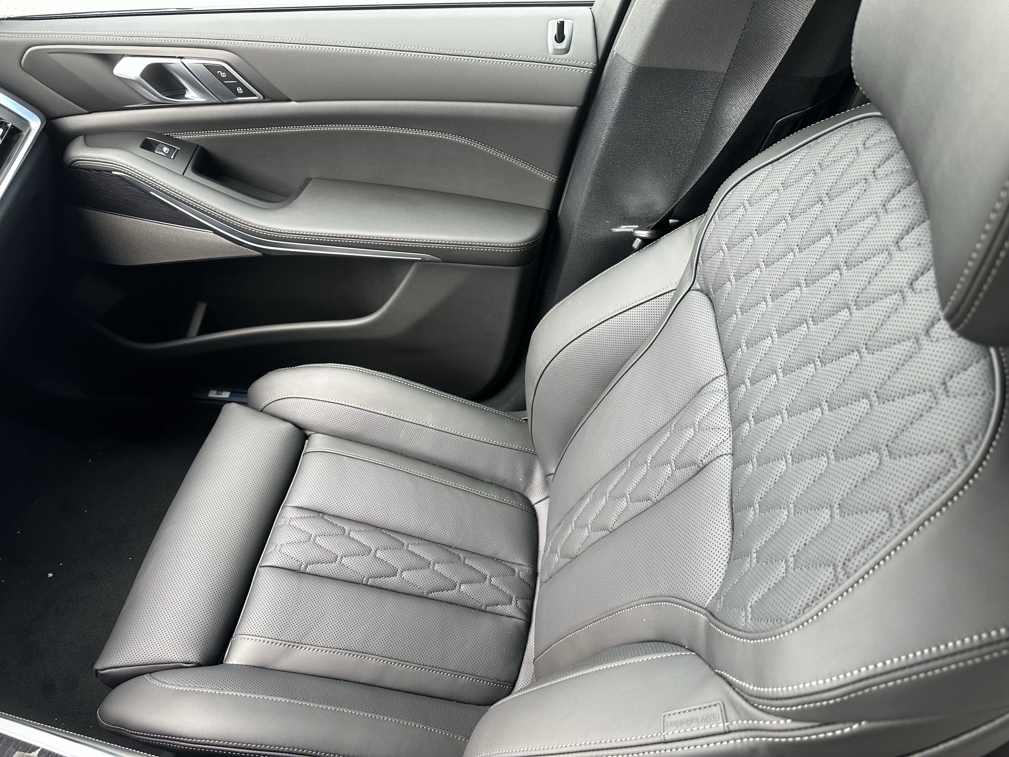 New 2026 BMW X5 xDrive40i image 11