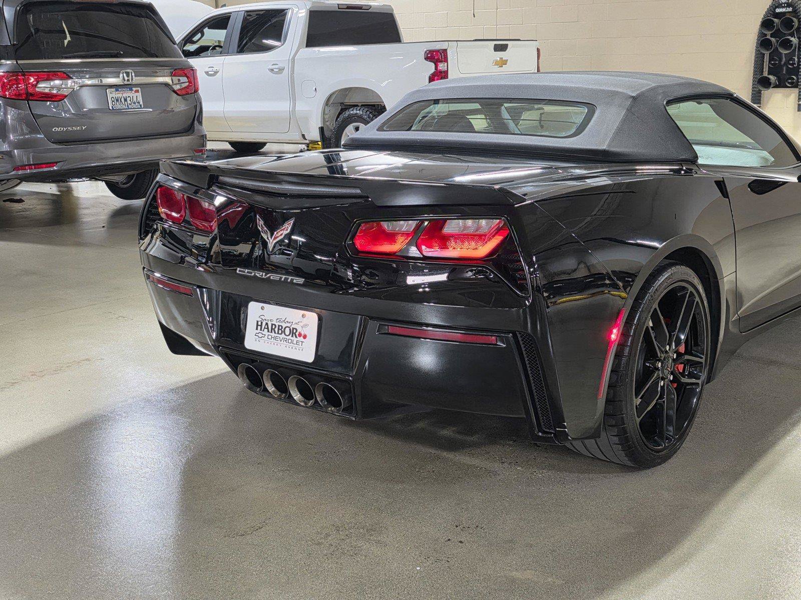 Used 2016 Chevrolet Corvette Stingray Convertible w/ 3LT Preferred Equipment Group RWD image 11