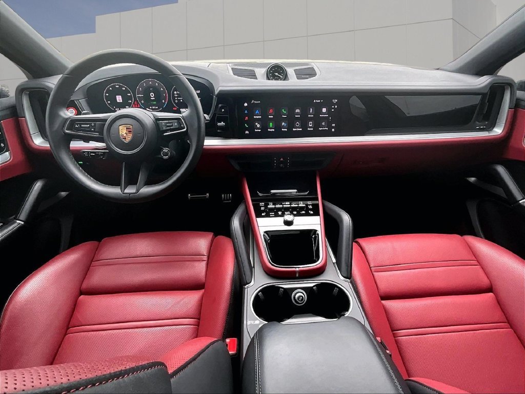 Certified 2025 Porsche Cayenne S AWD/4WD image 14