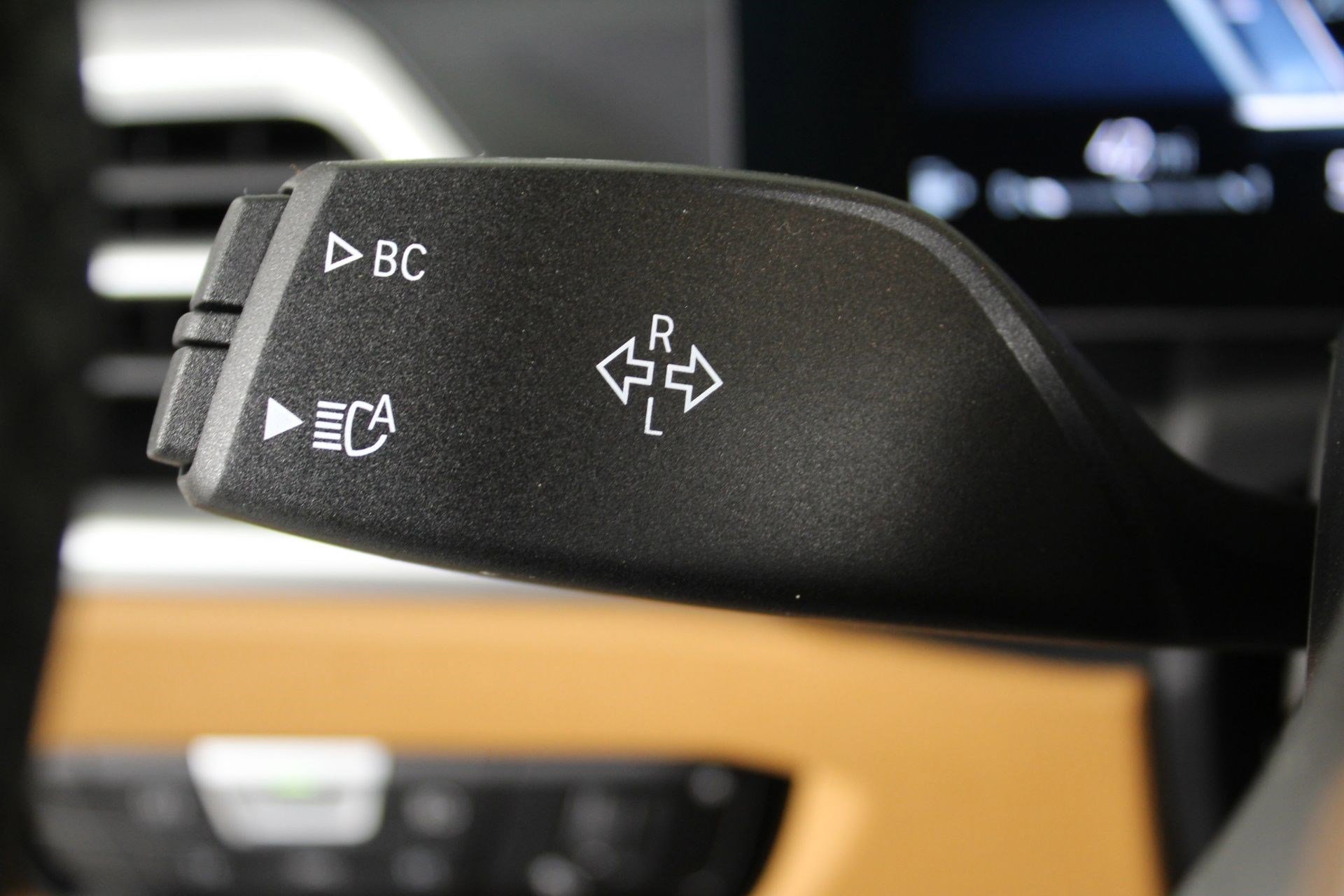 New 2026 BMW 330i xDrive Sedan w/ Premium Package AWD/4WD image 29