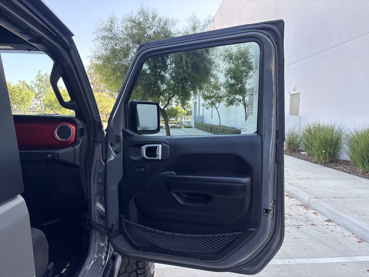 Used 2019 Jeep Wrangler Rubicon AWD/4WD image 11