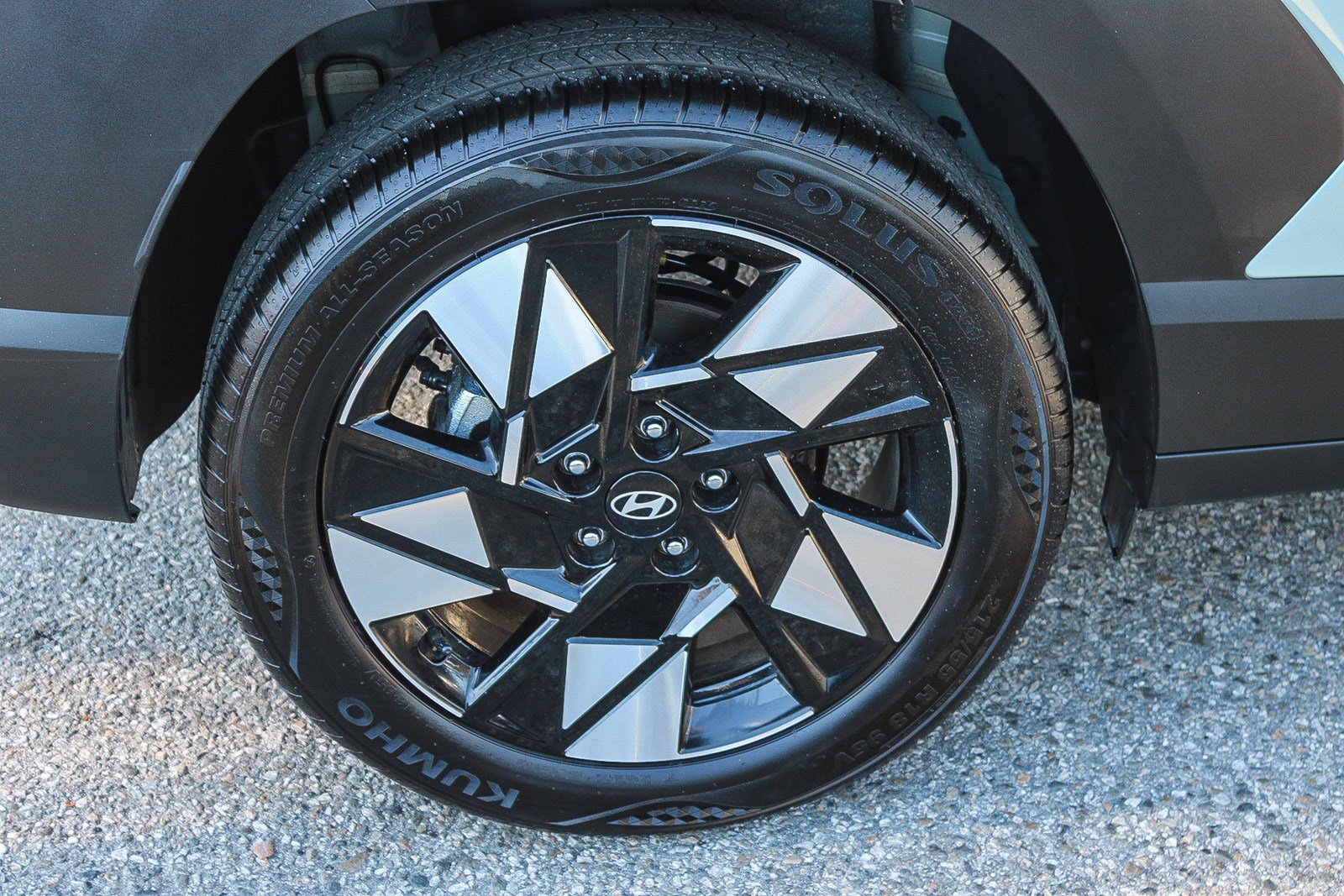 Used 2025 Hyundai Kona SEL image 12