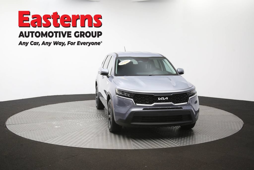 Used 2023 Kia Sorento LX AWD/4WD image 51