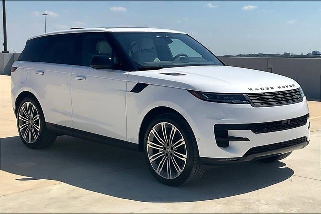 New 2025 Land Rover Range Rover Sport SE image 2