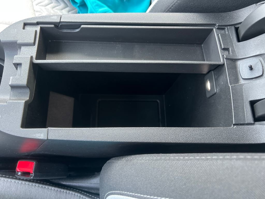 Used 2023 Chevrolet Equinox LS w/ LS Convenience Package image 26