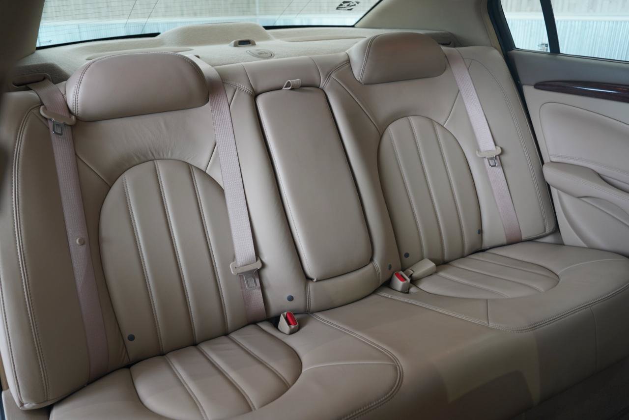 Used 2006 Buick Lucerne CXL w/ Luxury Package FWD image 33