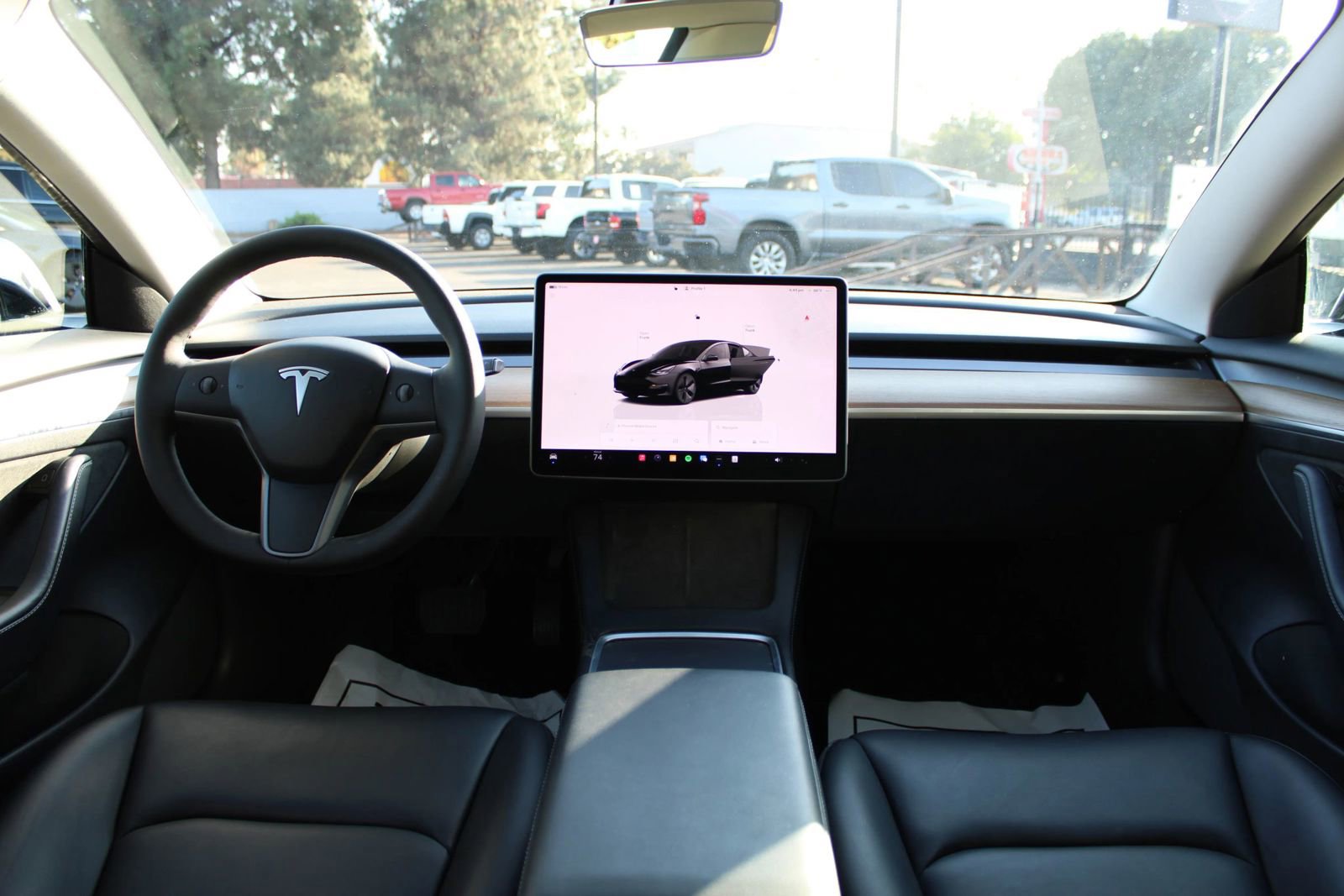 Used 2022 Tesla Model 3 Standard Range image 26