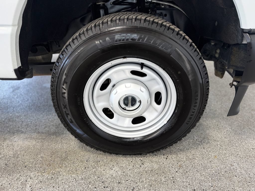 Used 2023 Ford F250 XL AWD/4WD image 27