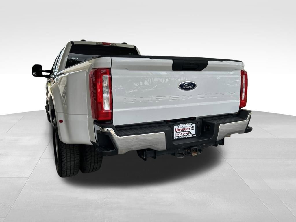 Used 2025 Ford F350 XLT w/ FX4 Off-Road Package AWD/4WD image 4