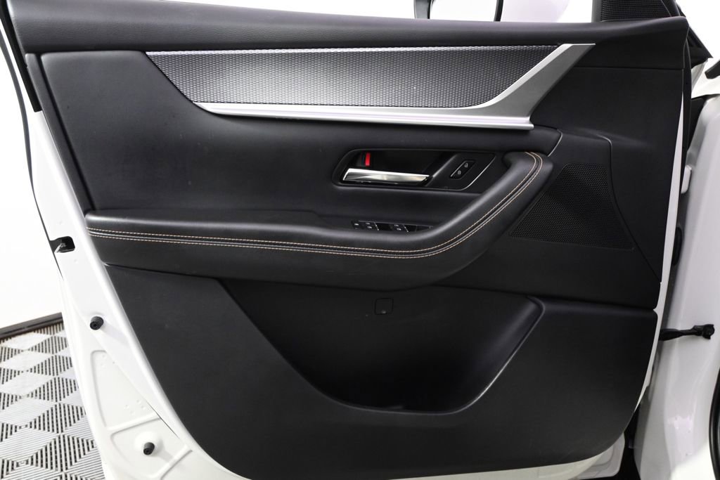 Certified 2024 MAZDA CX-90 Plug-In Hybrid w/ Preferred image 23