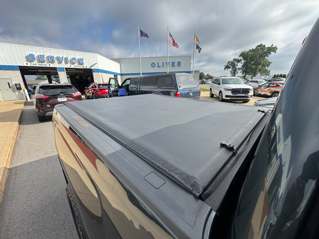 Used 2017 Chevrolet Silverado 1500 LT w/ True North Edition AWD/4WD image 22