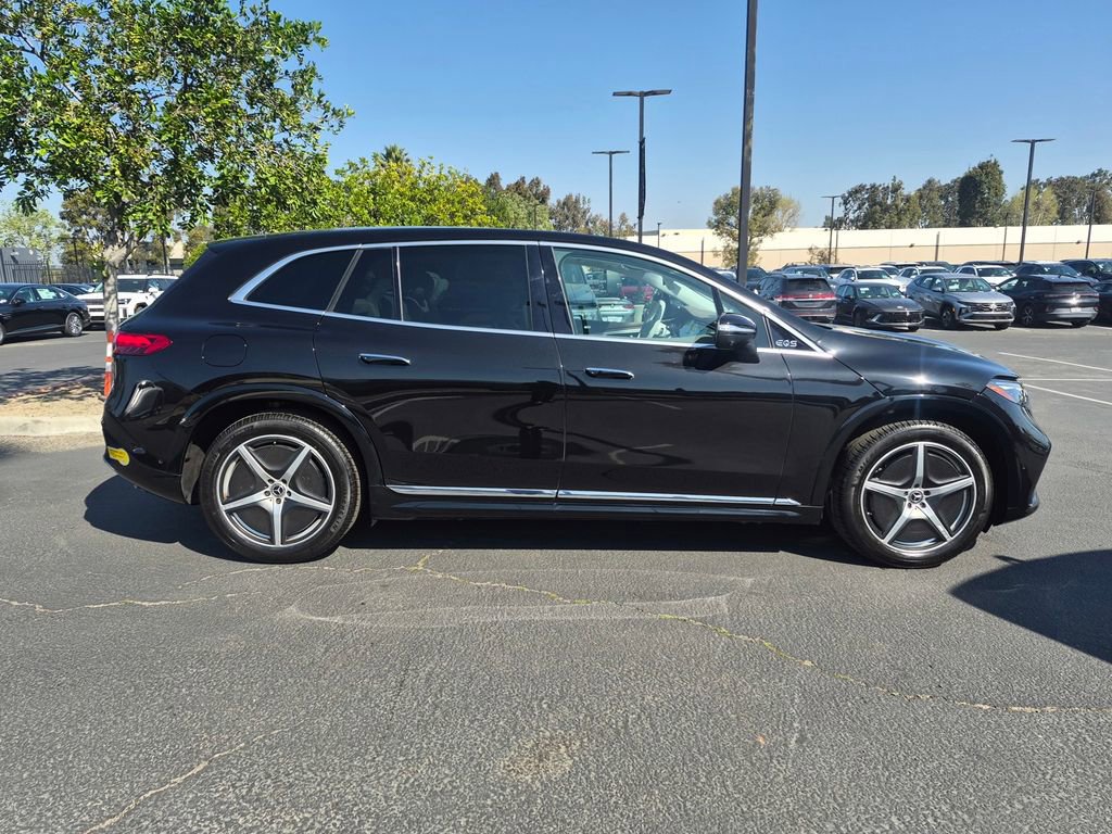 Used 2023 Mercedes-Benz EQS 580 4MATIC SUV image 7
