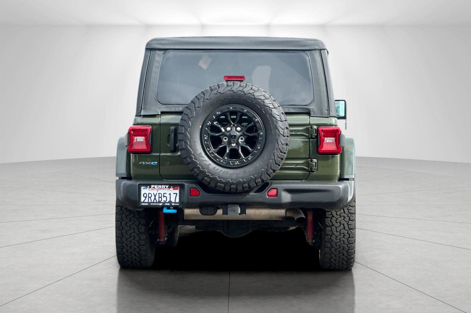 Used 2023 Jeep Wrangler Unlimited Rubicon 4xe image 4