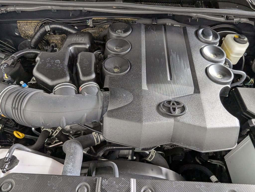 Used 2024 Toyota 4Runner Limited RWD image 12