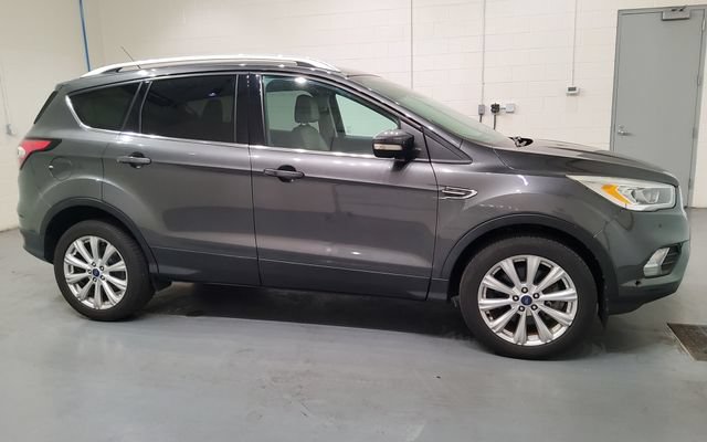 Used 2017 Ford Escape Titanium AWD/4WD image 9