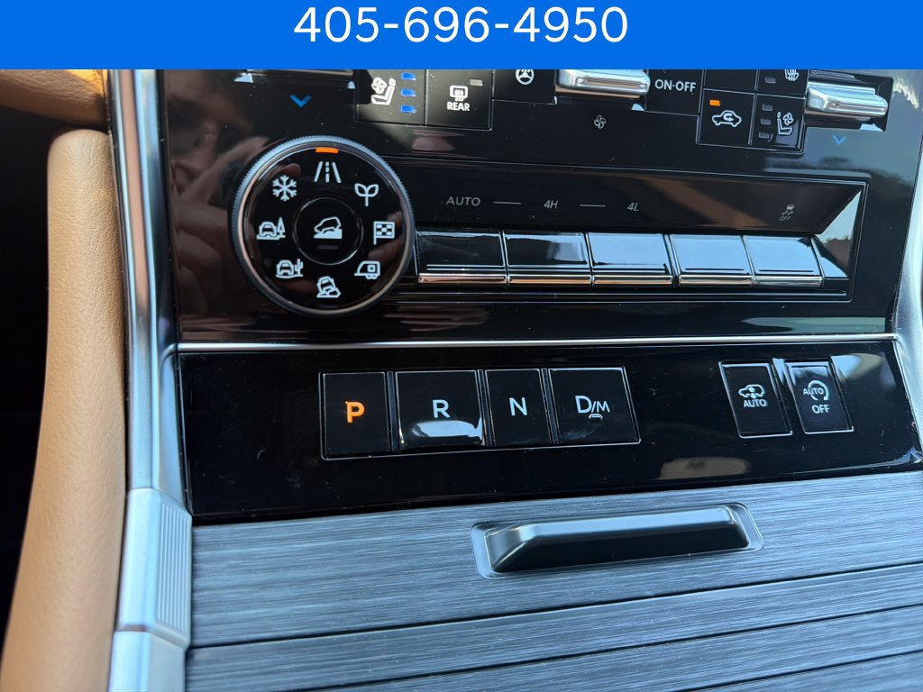 Used 2025 Nissan Armada Platinum Reserve AWD/4WD image 31