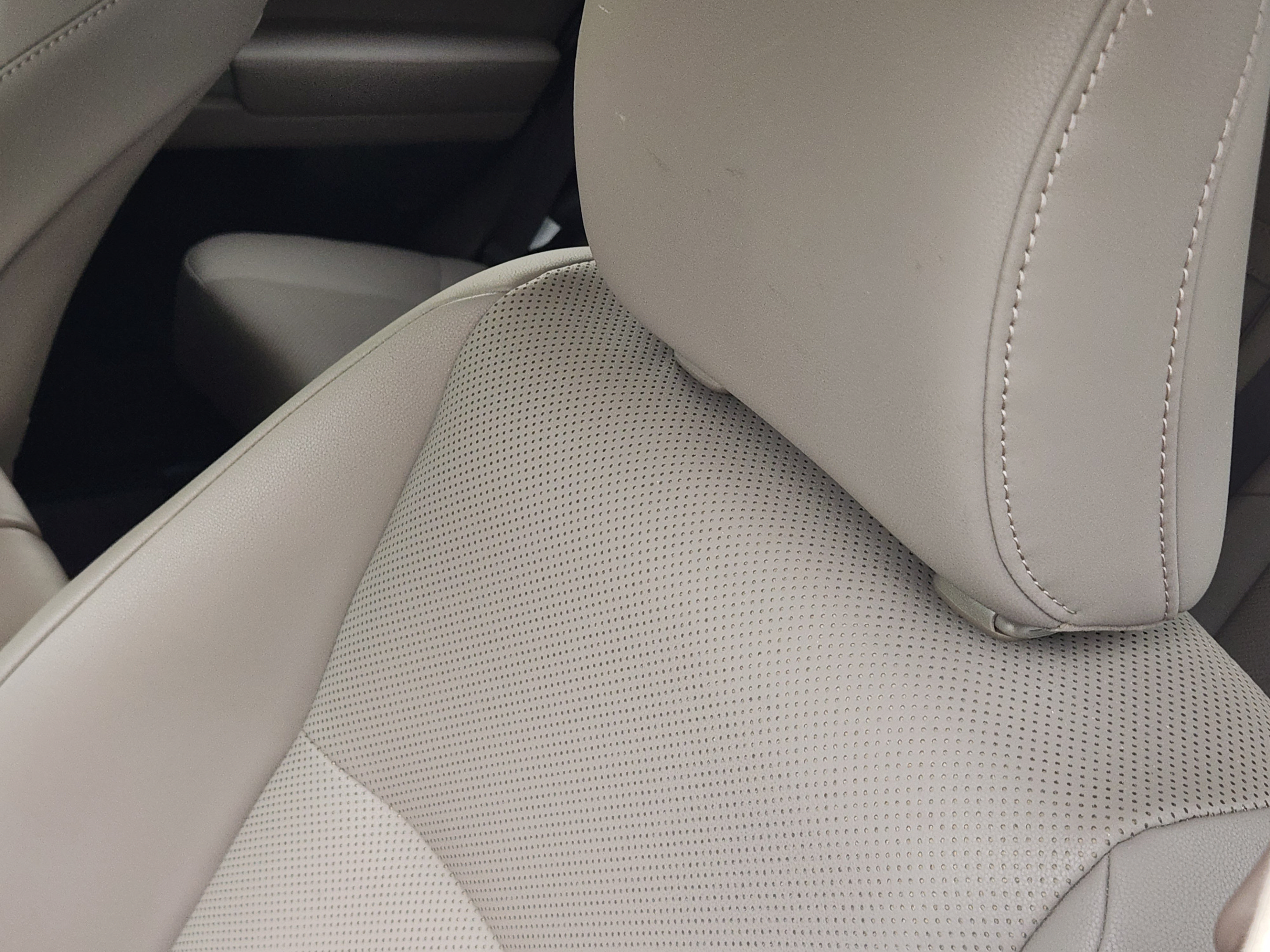 Certified 2023 Lexus GX 460 Premium w/ Premium Package AWD/4WD image 16