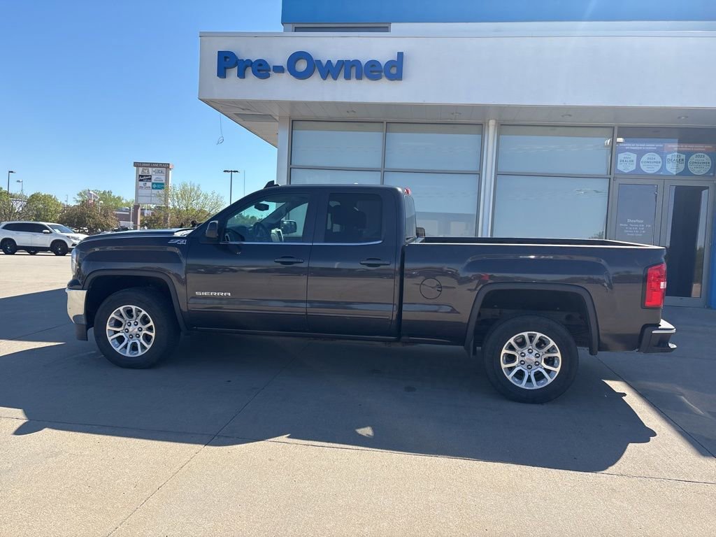 Used 2016 GMC Sierra 1500 SLE w/ SLE Value Package AWD/4WD image 8