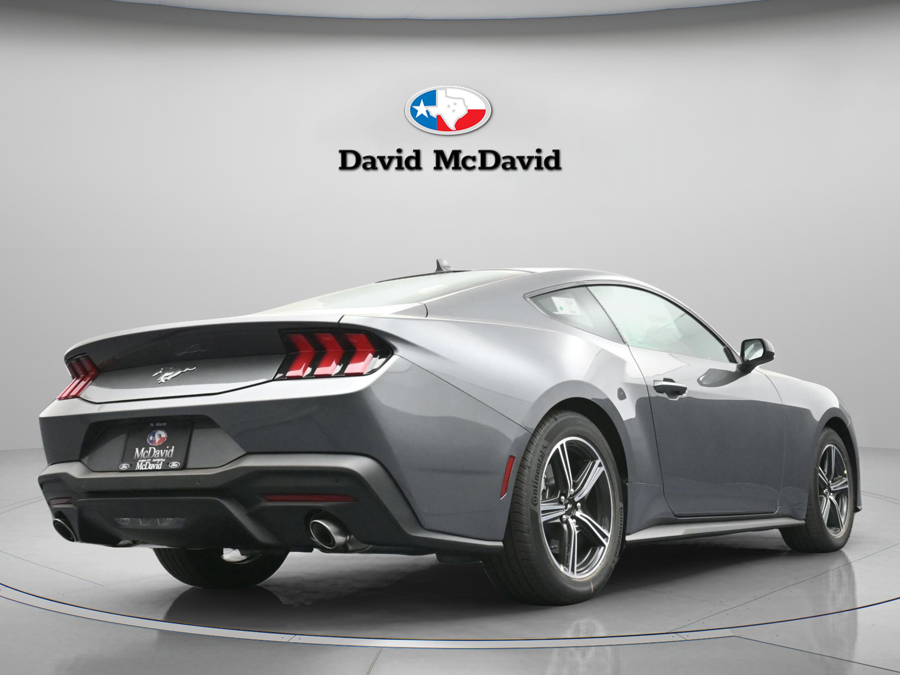 Used 2025 Ford Mustang EcoBoost image 17